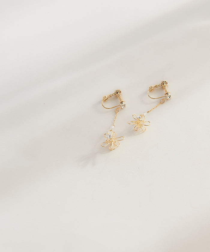 noé 痛くない 軽い スプリングイヤリング spi-205 – dee doo dah