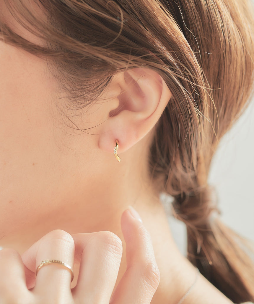 18k-404 18金ポストピアス (noé)