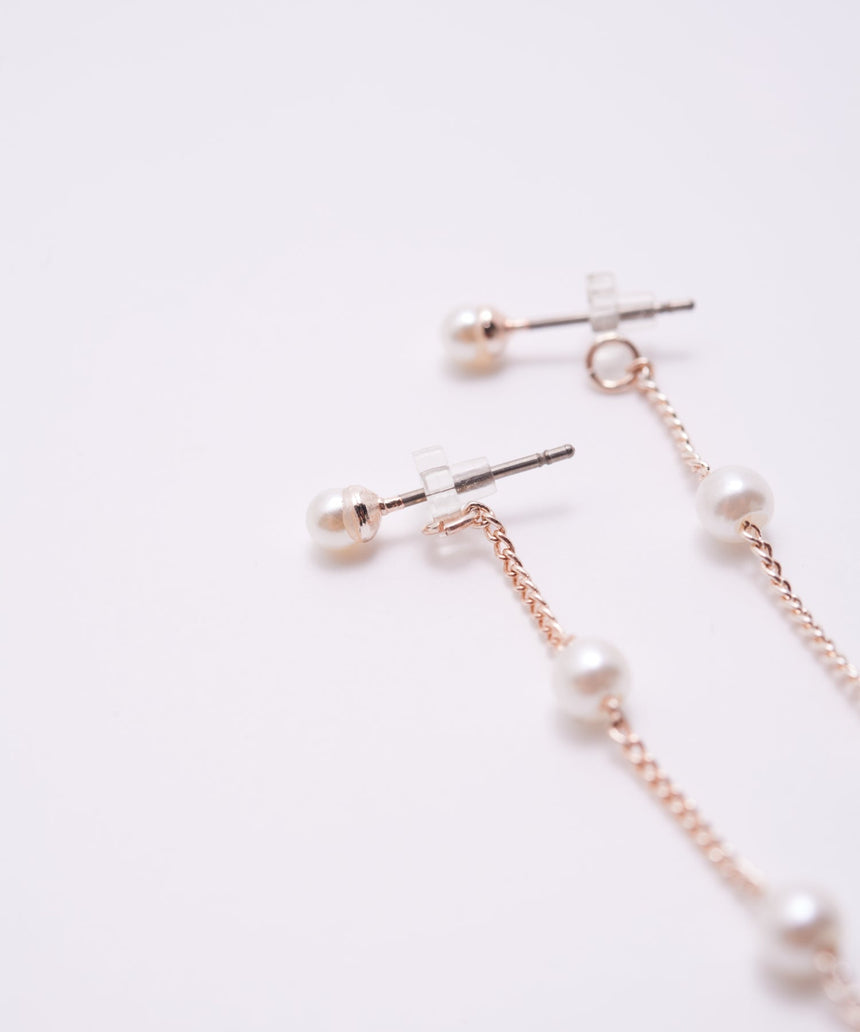 デザインピアス