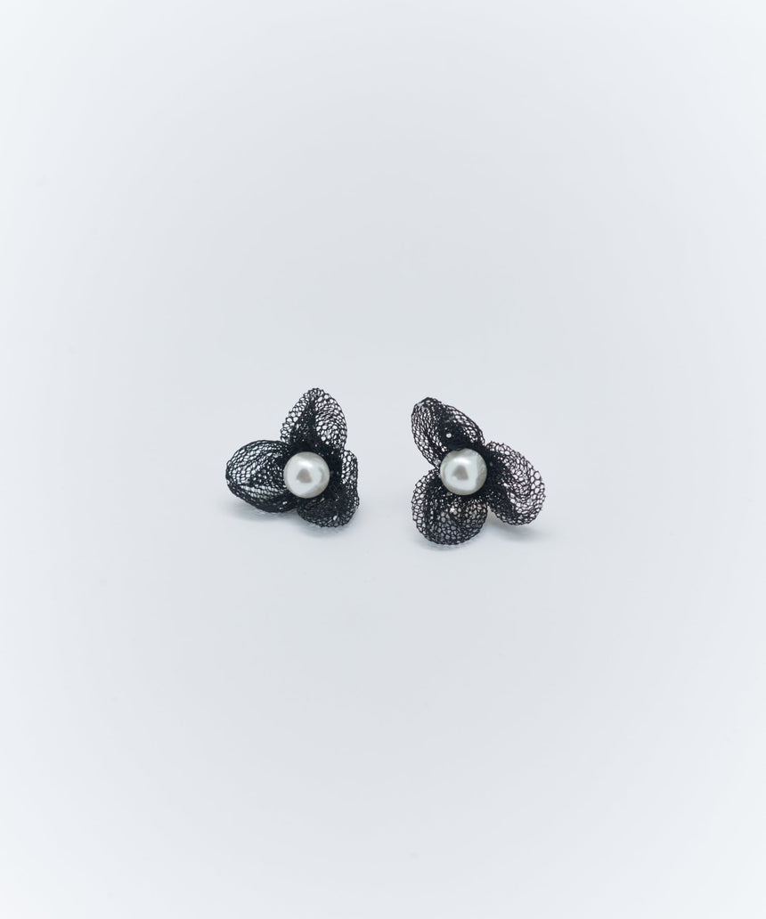 デザインピアス
