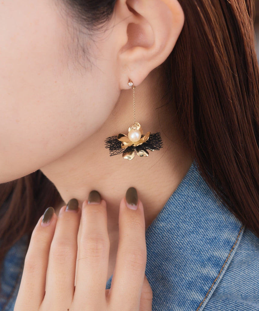 デザインピアス