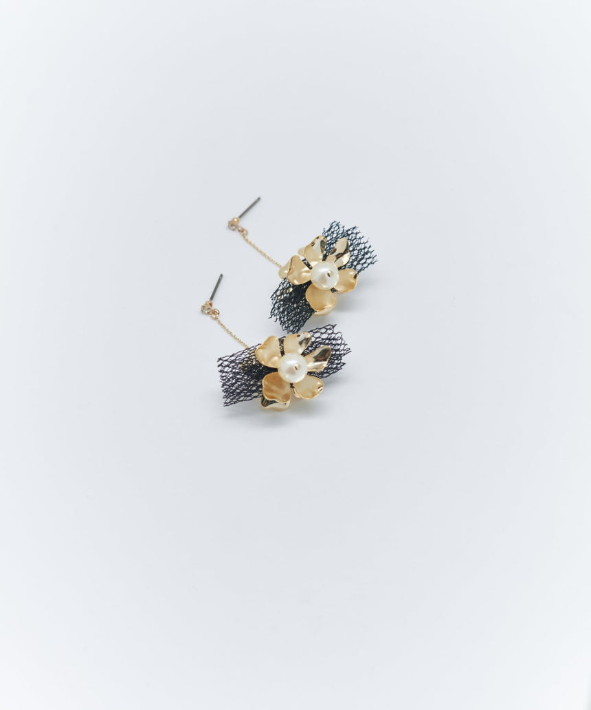 デザインピアス