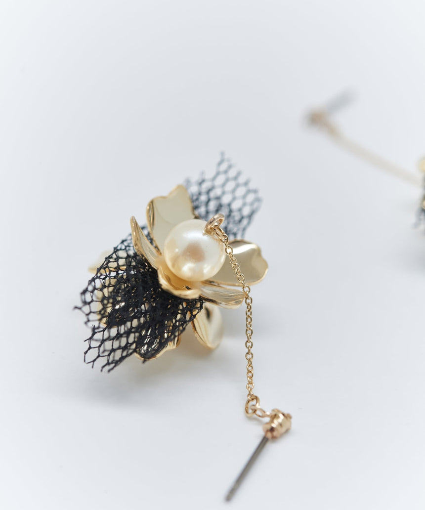 デザインピアス