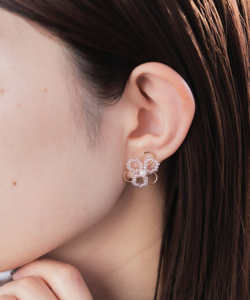 デザインピアス