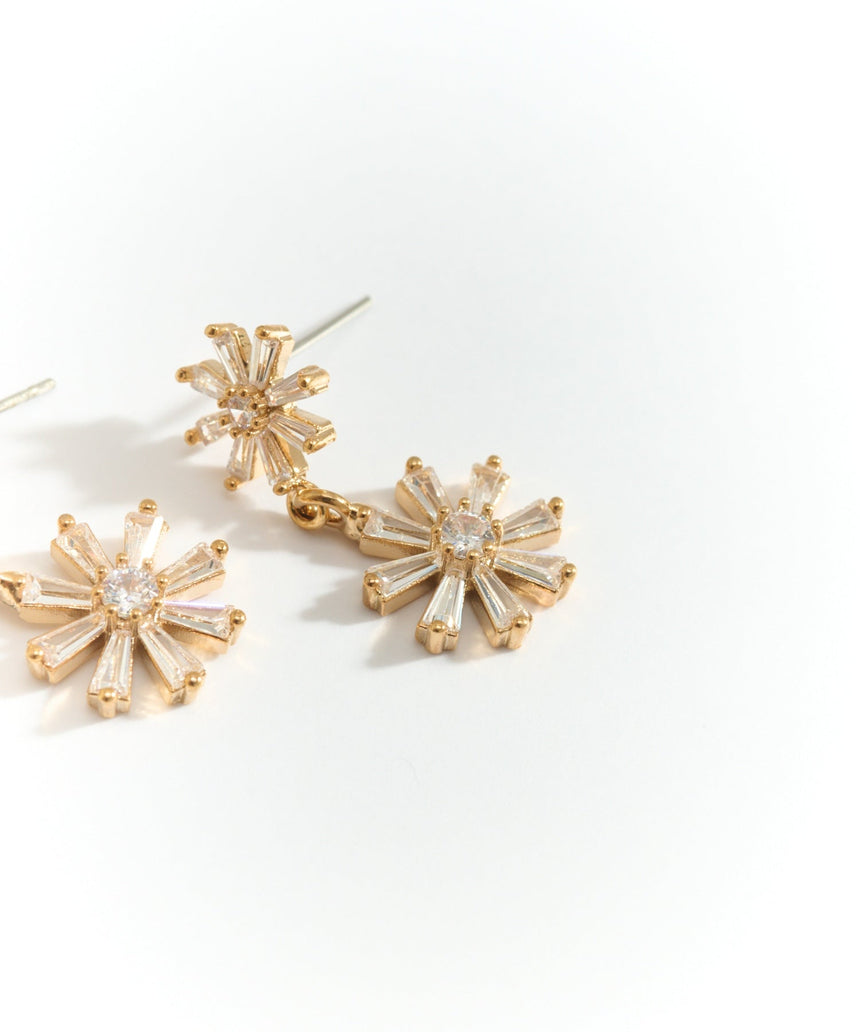 デザインピアス