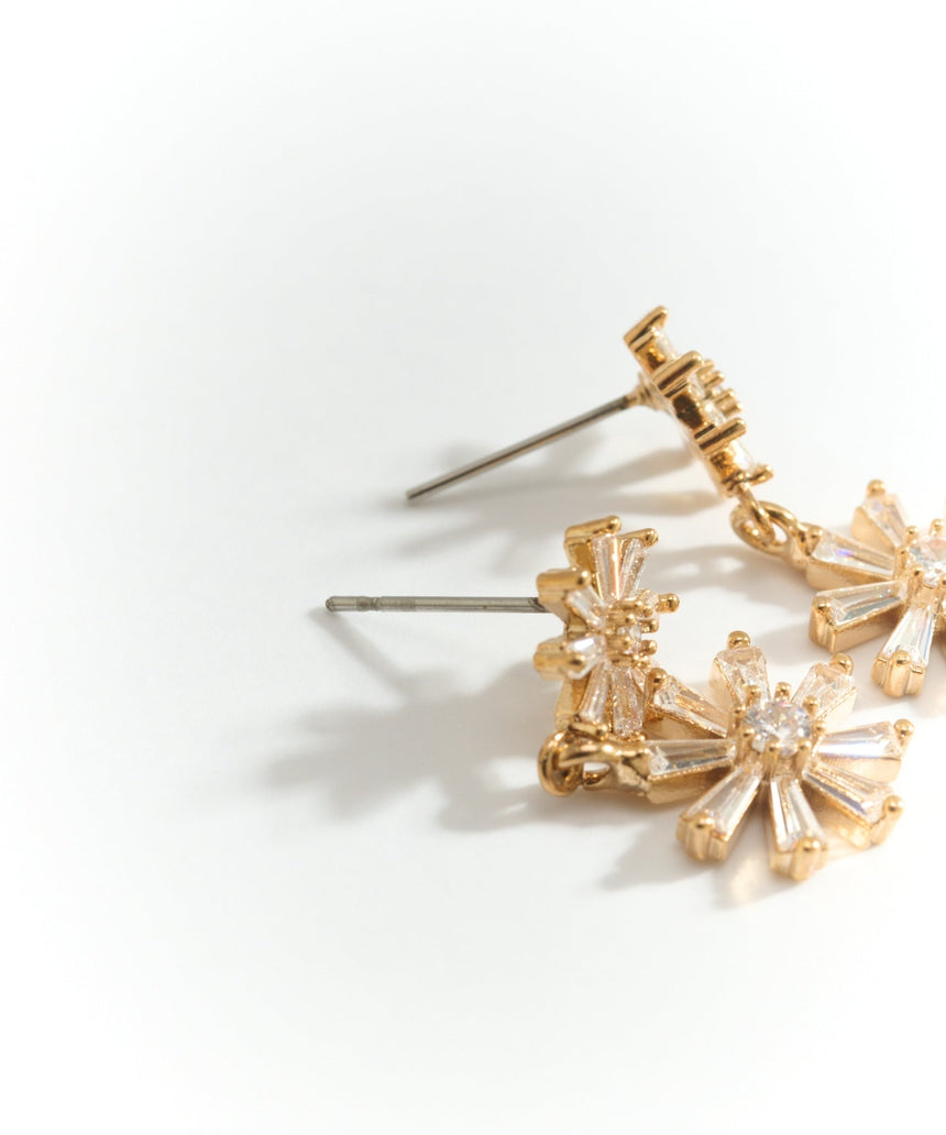 デザインピアス