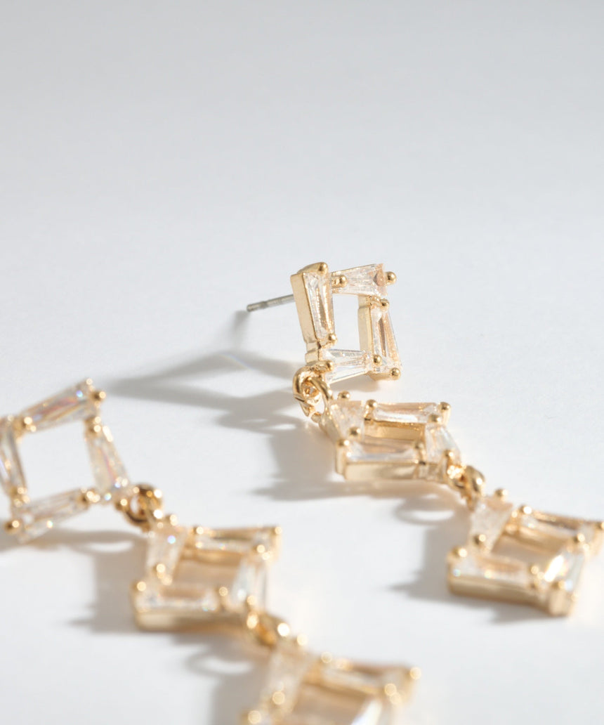 デザインピアス