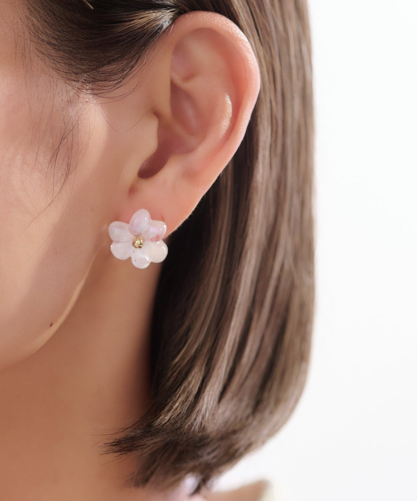 デザインピアス