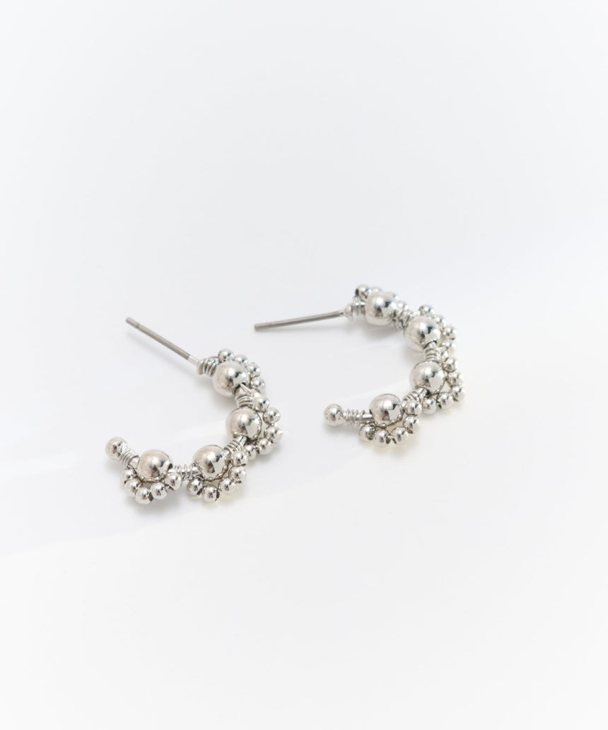 デザインピアス