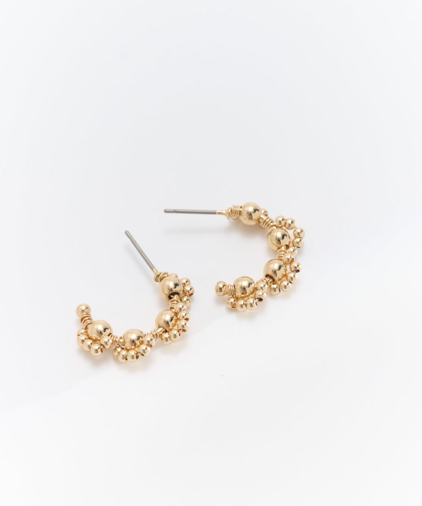 デザインピアス