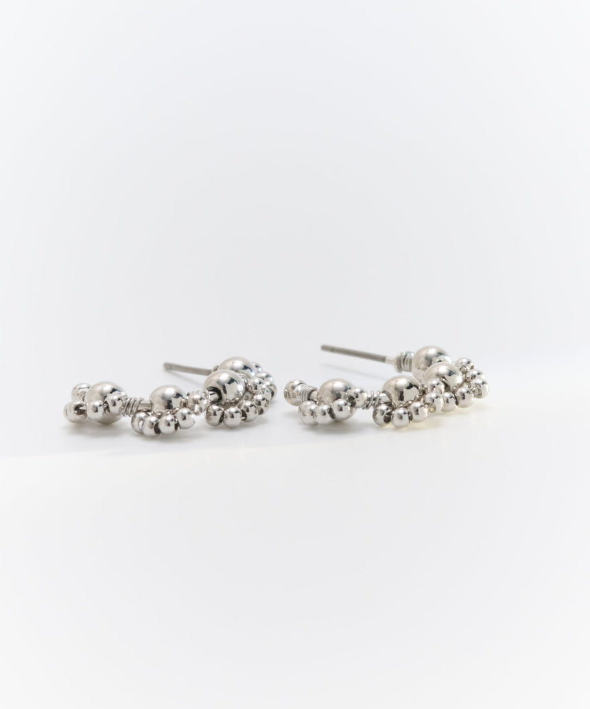 デザインピアス