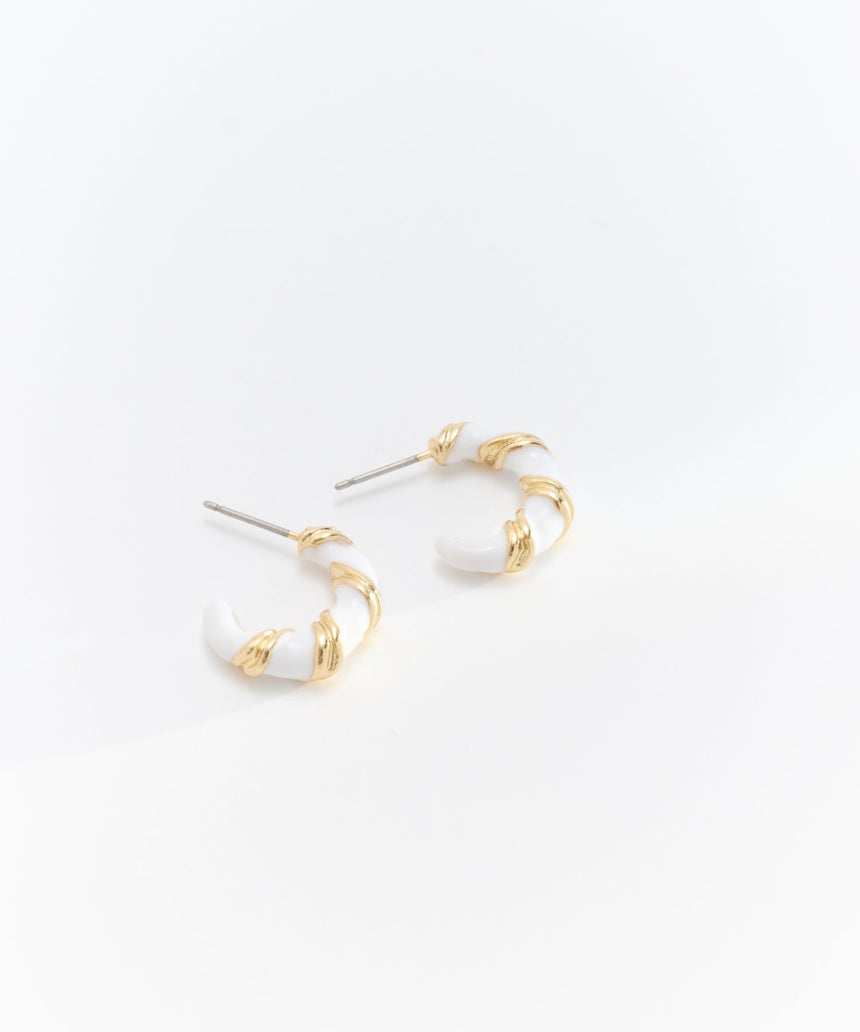 デザインピアス