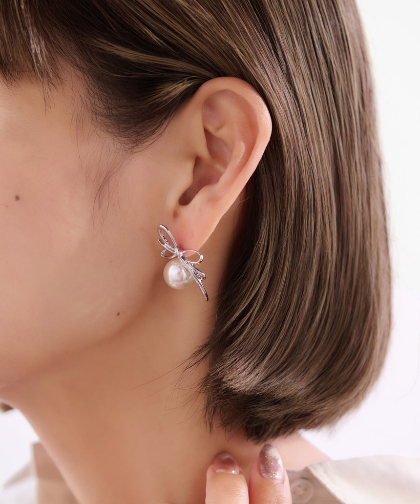 デザインピアス