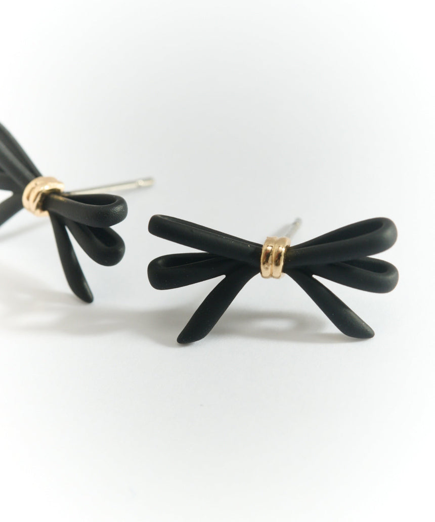 デザインピアス