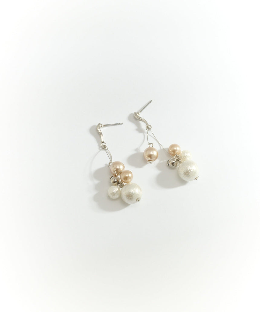 デザインピアス