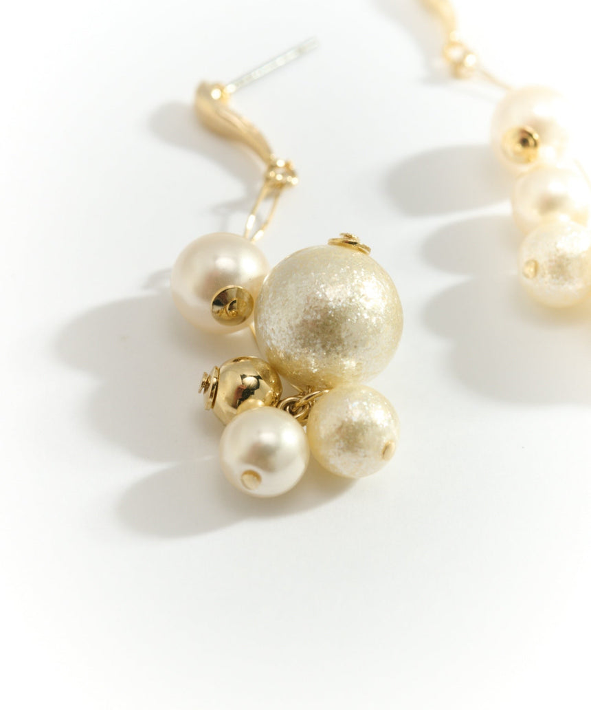 デザインピアス