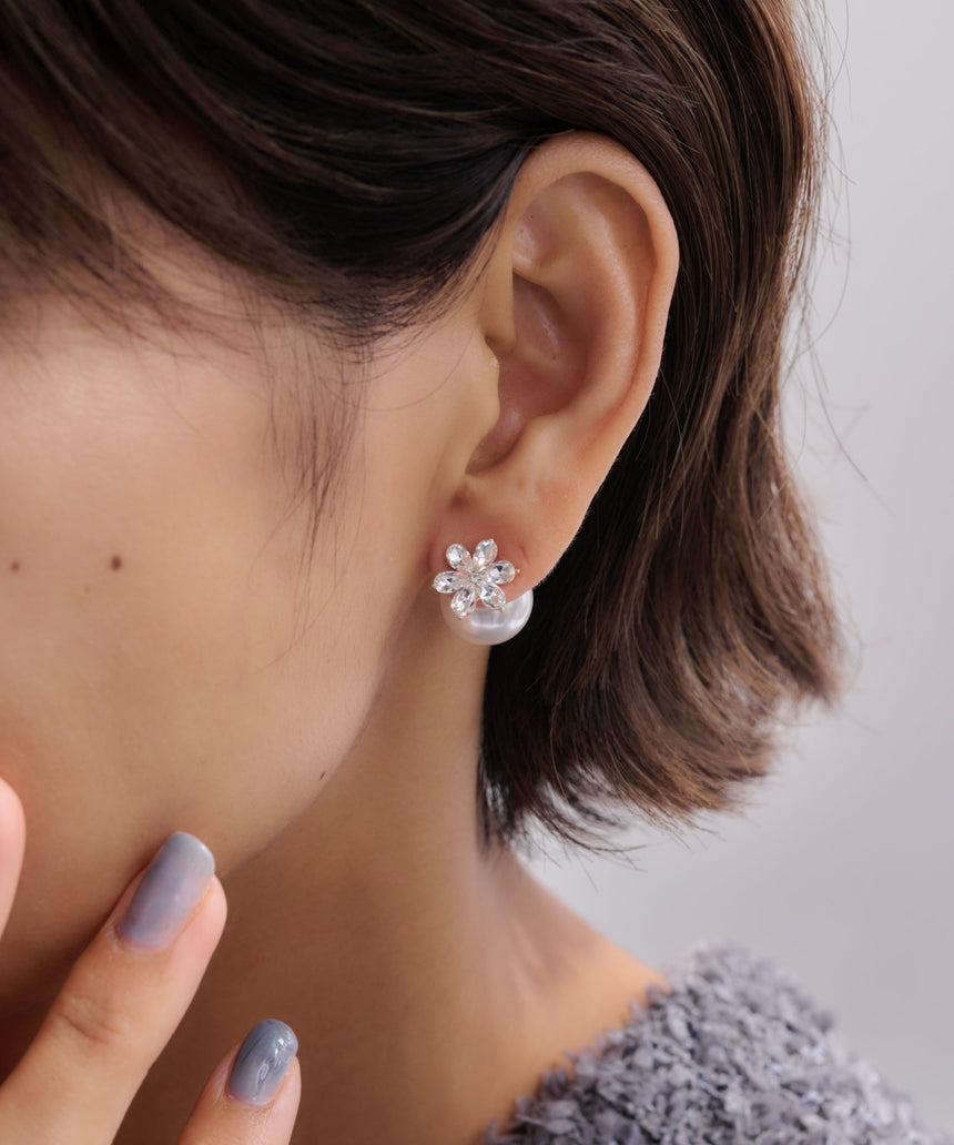 デザインピアス