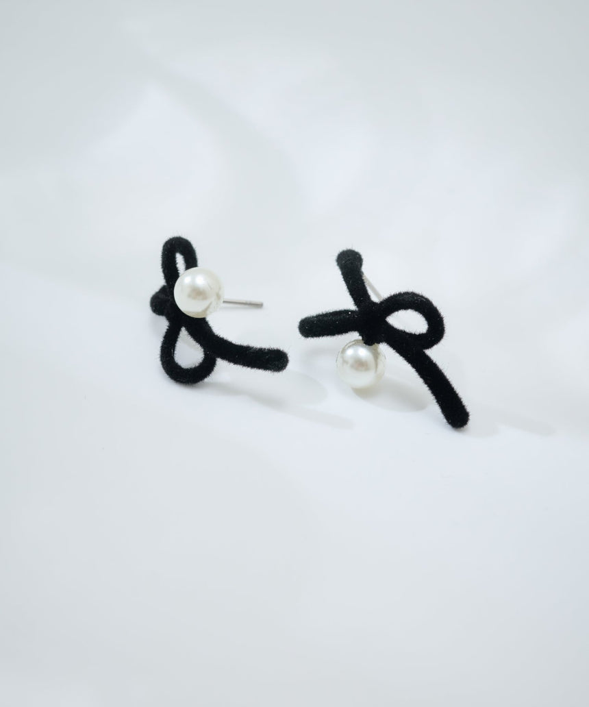 デザインピアス