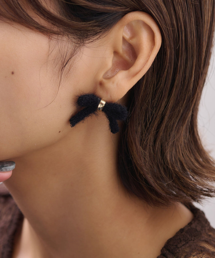 デザインピアス