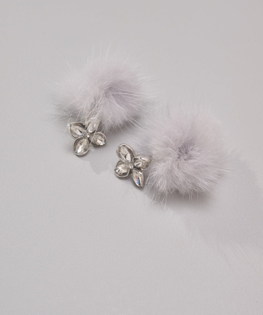 デザインピアス