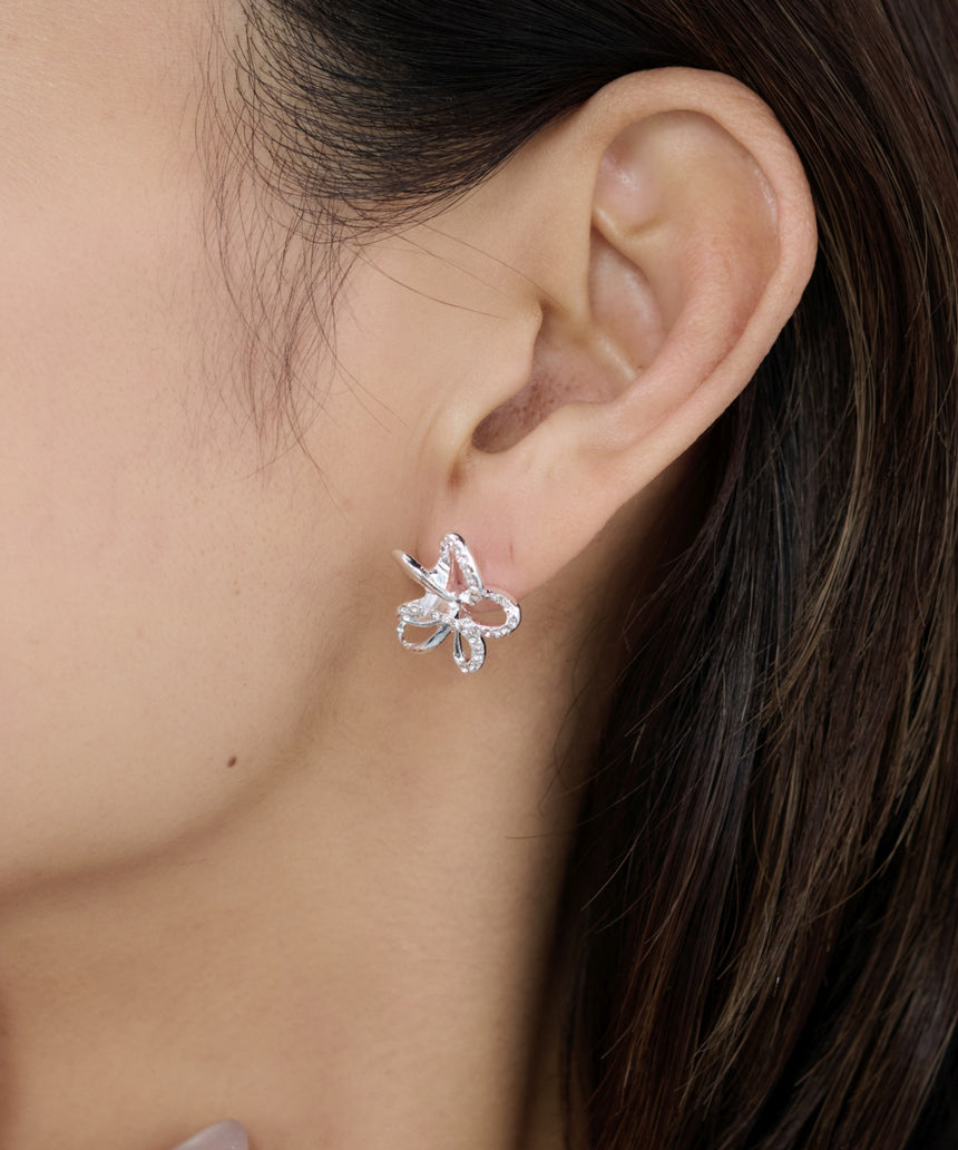 デザインピアス