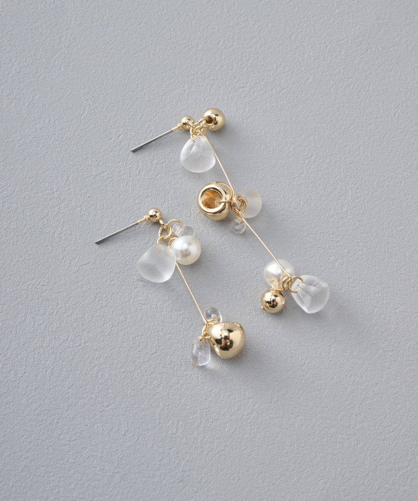 デザインピアス