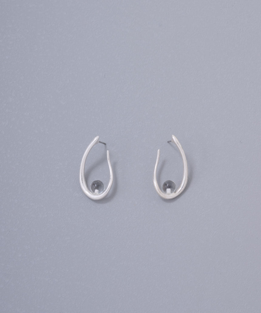 デザインピアス