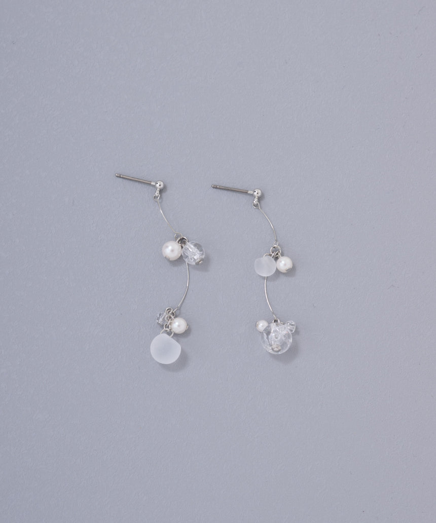 デザインピアス