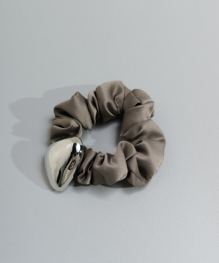 ヘアアクセサリー