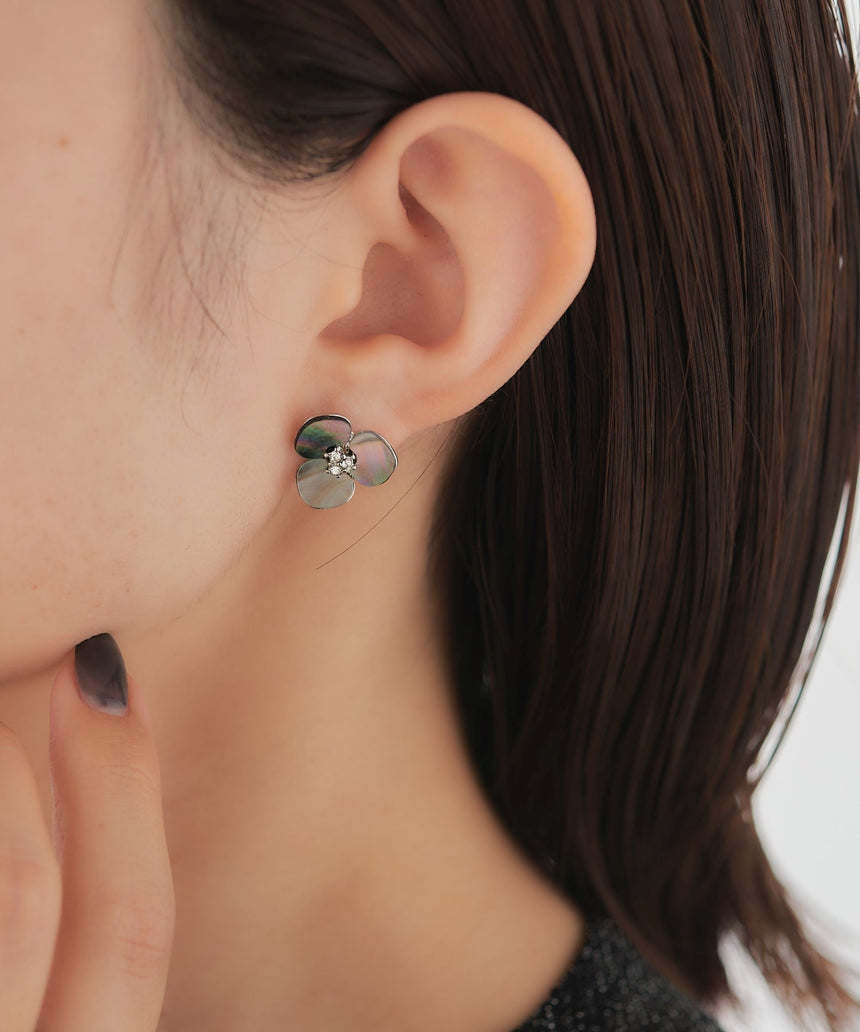 イムフレットピアス