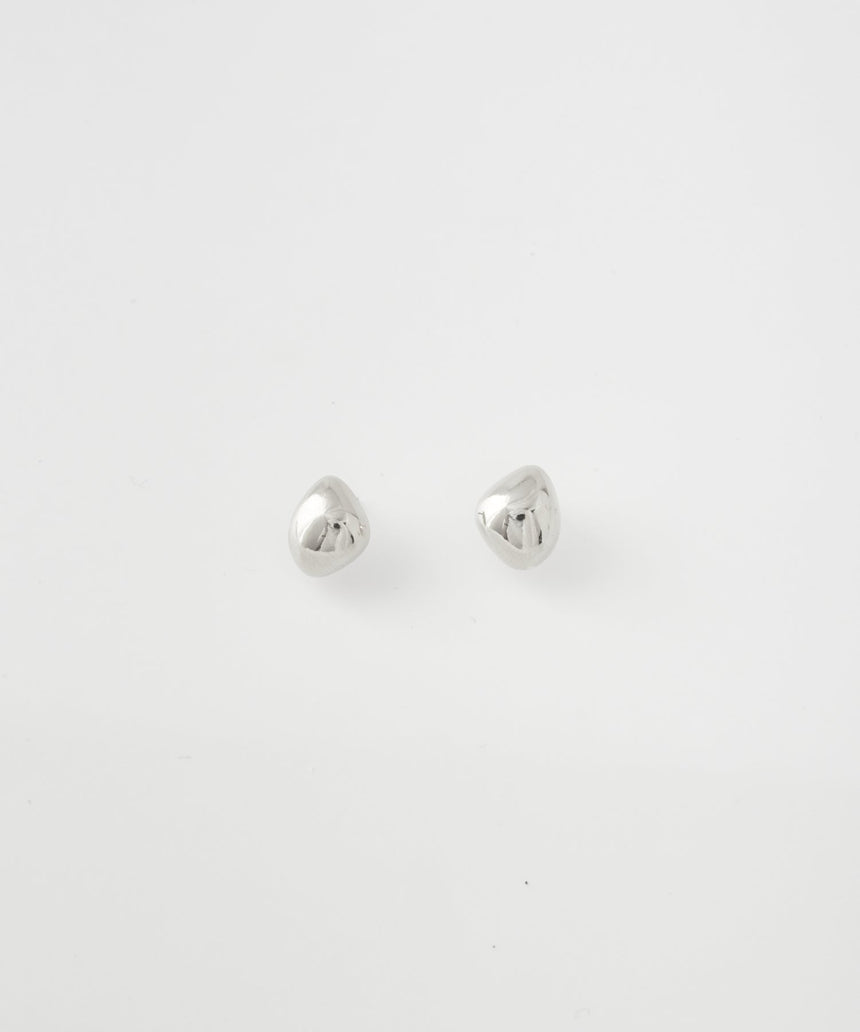 イムフレットピアス