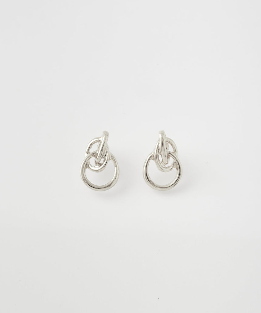 イムフレットピアス