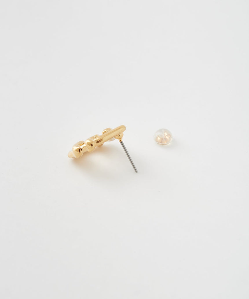 イムフレットピアス