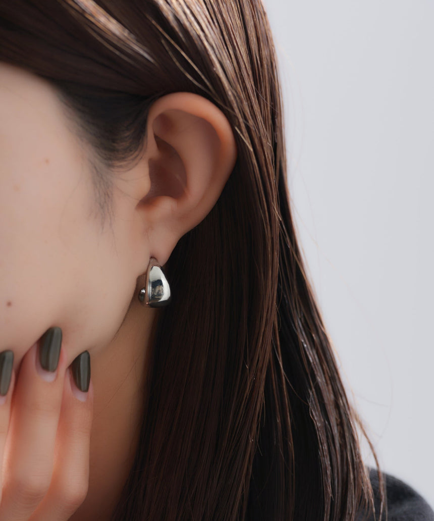 イムフレットピアス