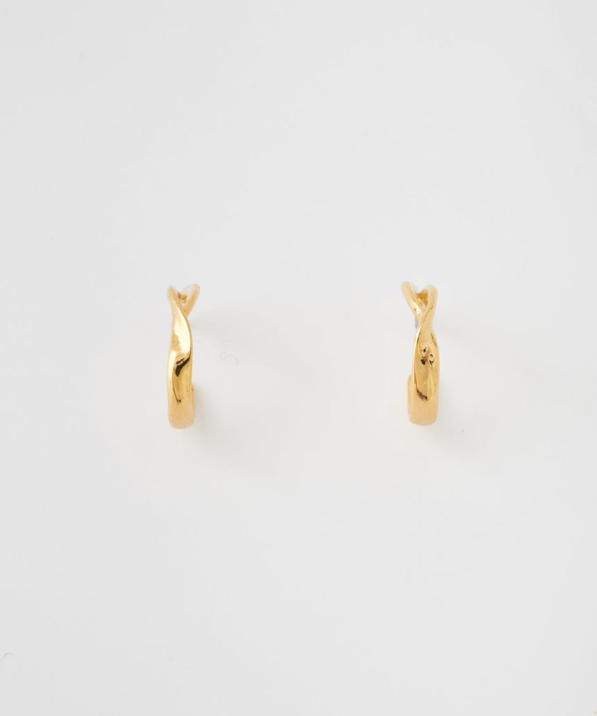 イムフレットピアス