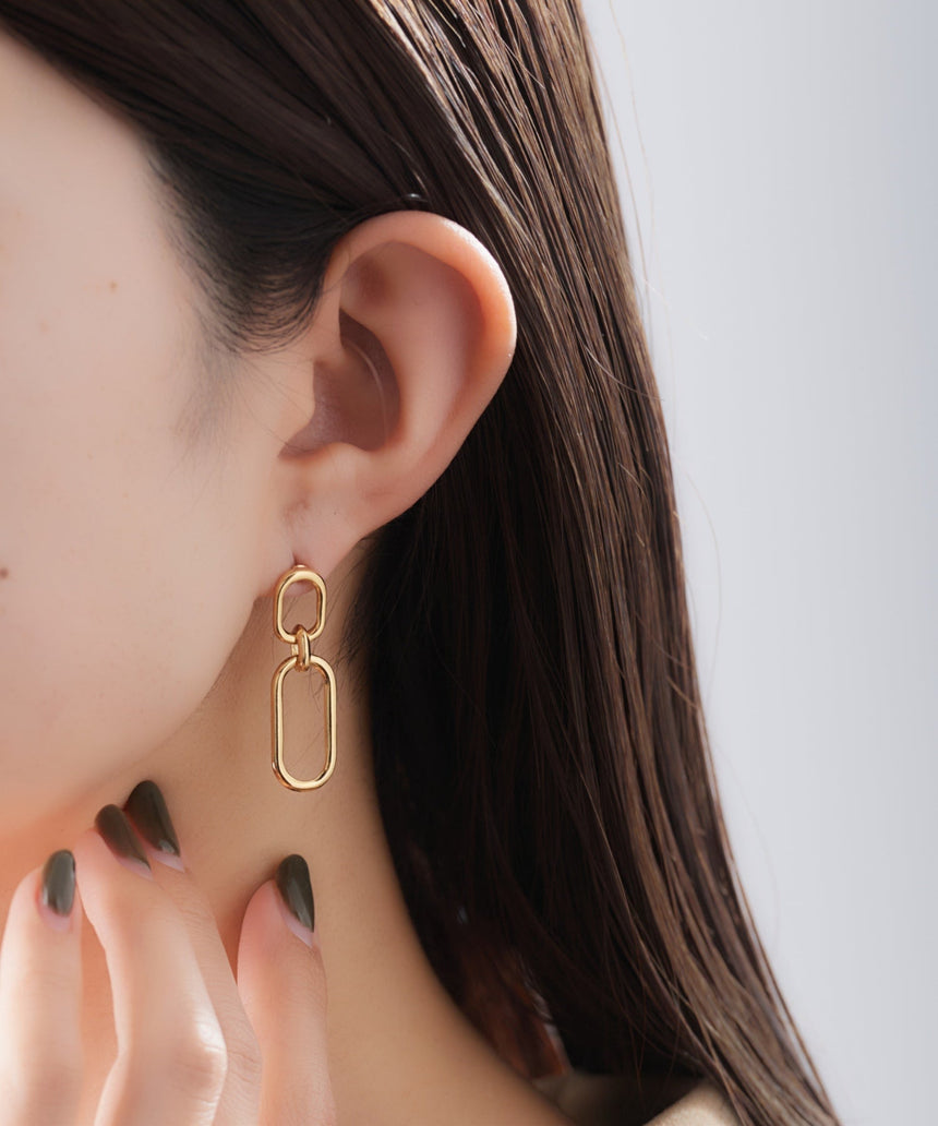 イムフレットピアス