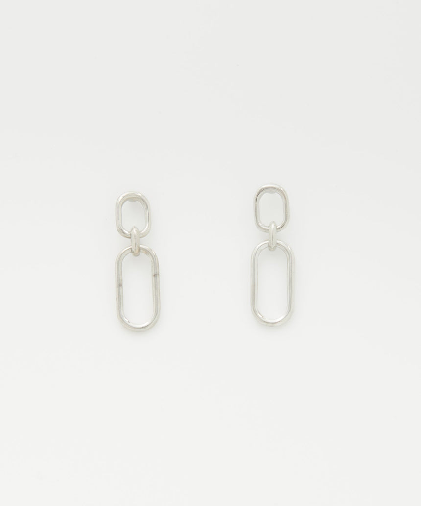 イムフレットピアス