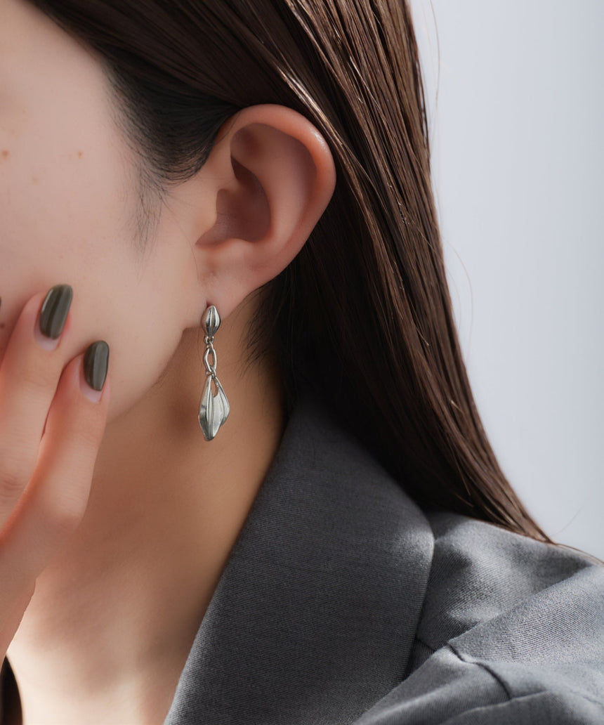 イムフレットピアス