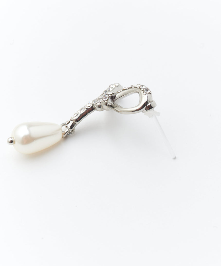 抗菌樹脂ピアス