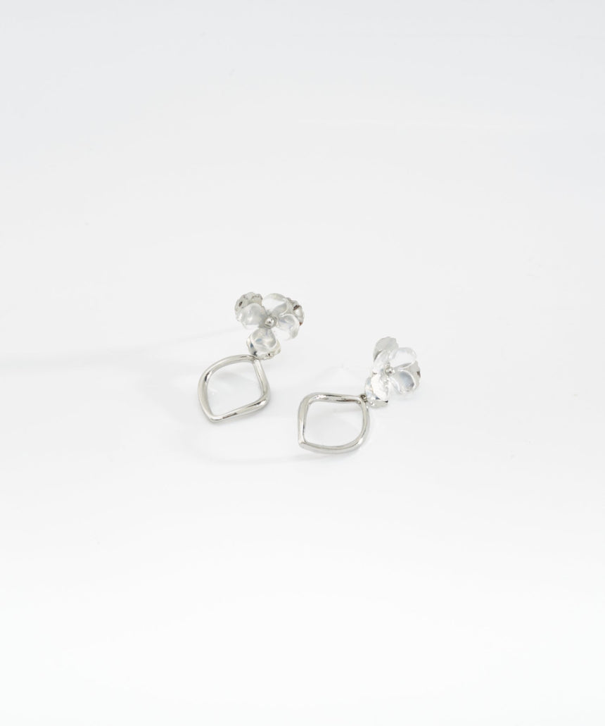 抗菌樹脂ピアス