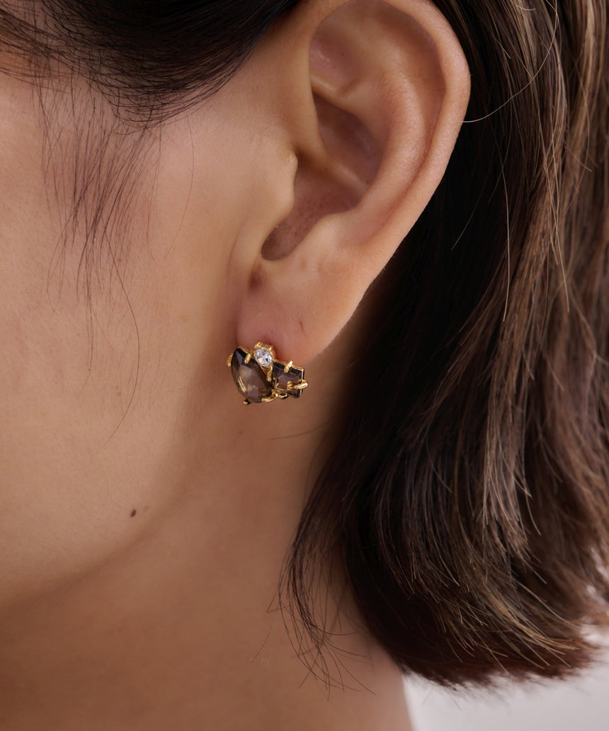 抗菌樹脂ピアス