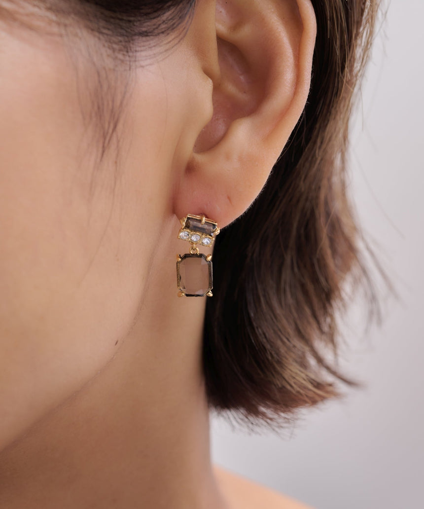 抗菌樹脂ピアス