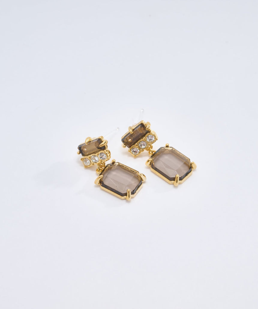 抗菌樹脂ピアス