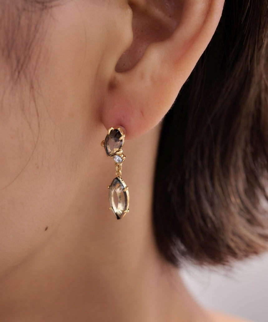 抗菌樹脂ピアス