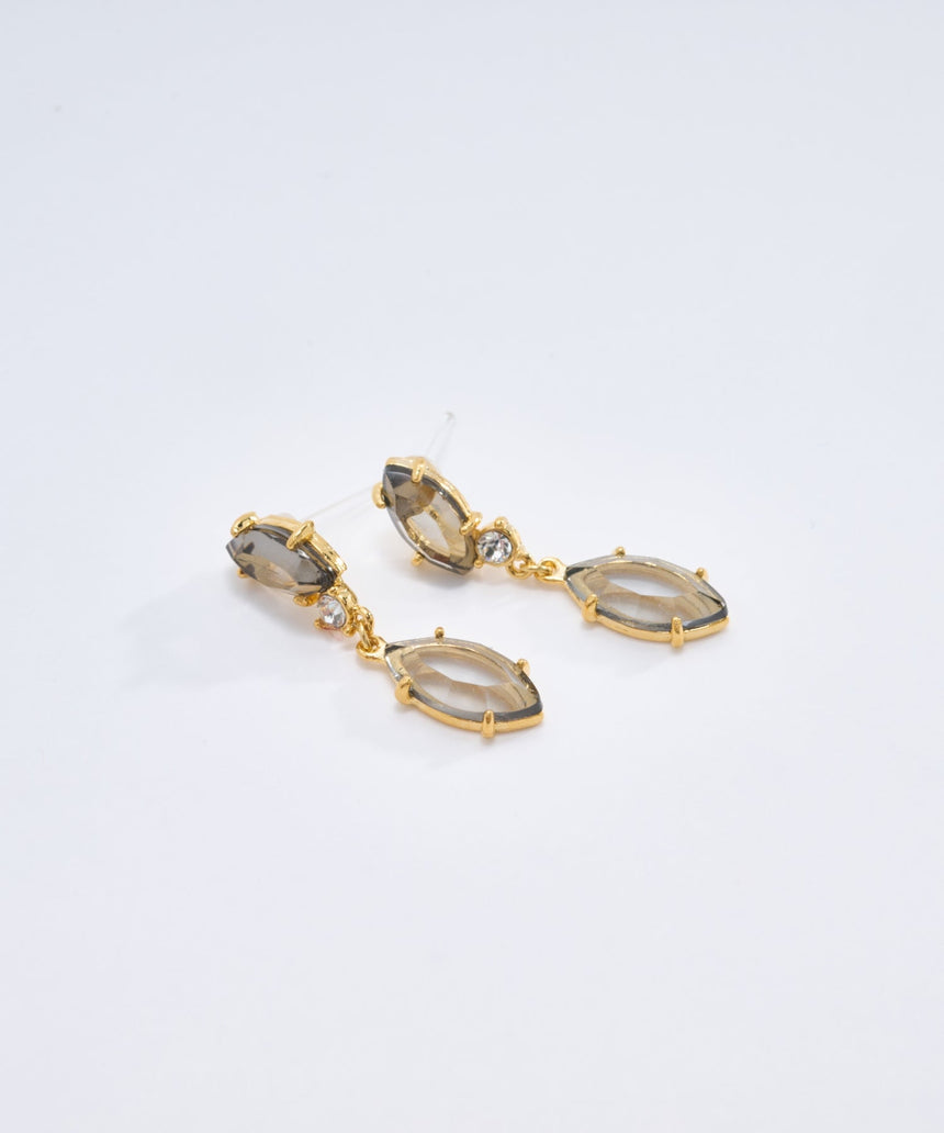 抗菌樹脂ピアス