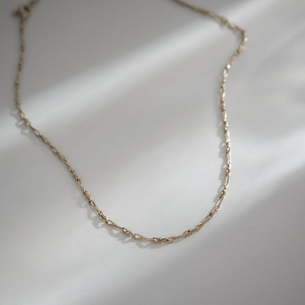 多様なデザインのネックレスセット【約2.4㎏】 デザインネックレス – dee doo dah