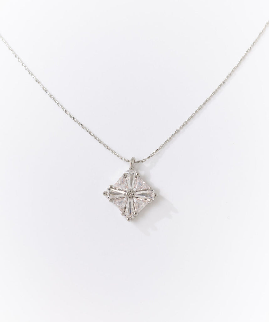 デザインネックレス