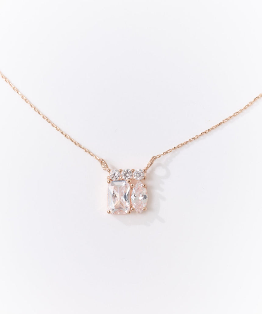 デザインネックレス