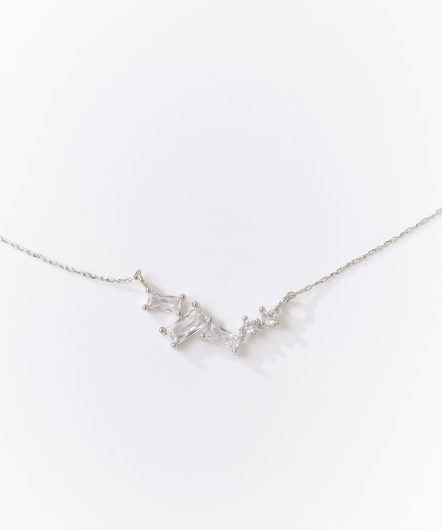 デザインネックレス