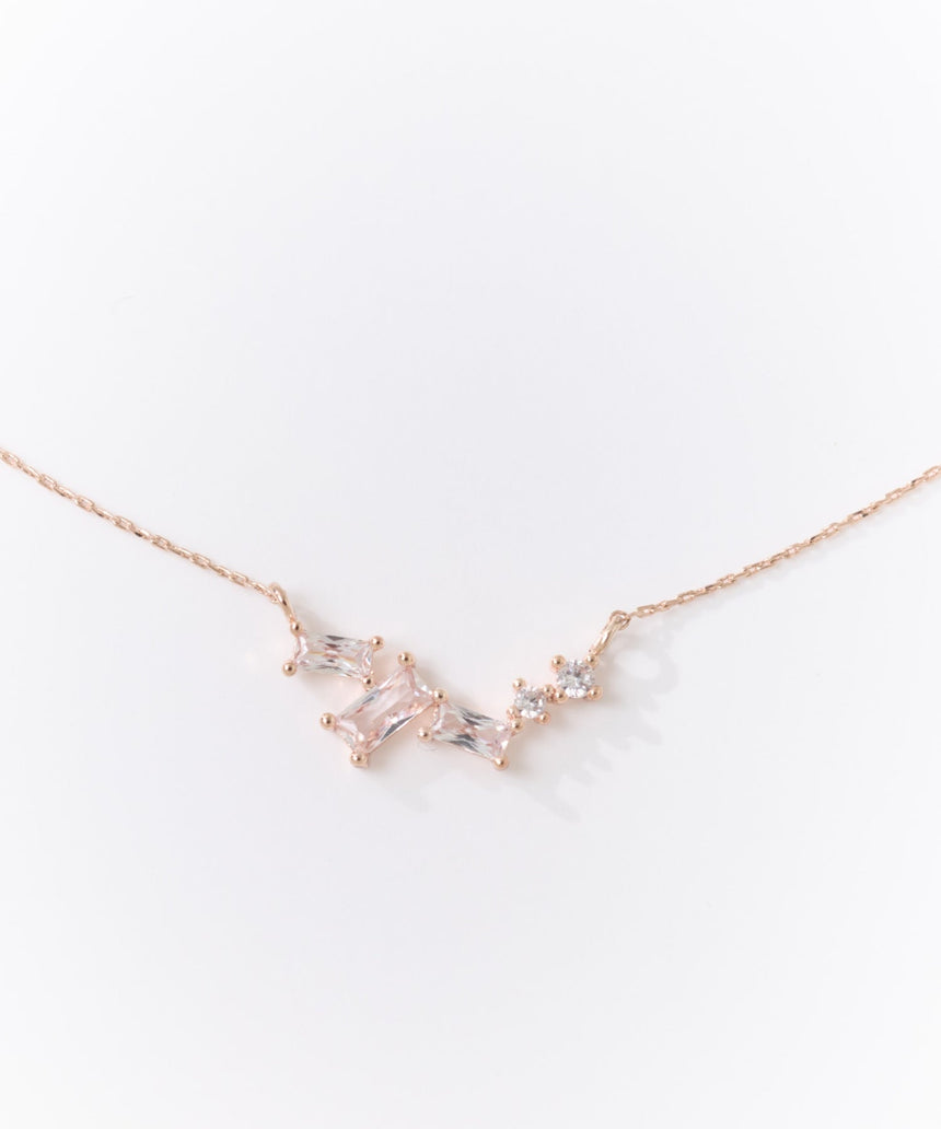 デザインネックレス